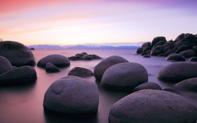 Большие камни