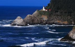 Маяк на склоне