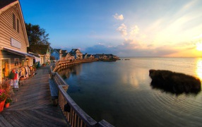 Магазинчики на берегу