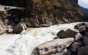 Речка в горах