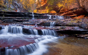 Бегущий ручей