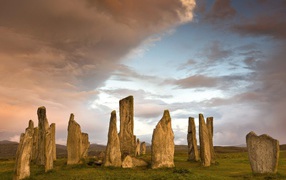 Вертикальные камни