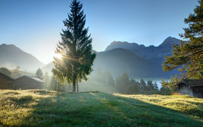 Деревня на рассвете