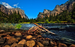 Горная река