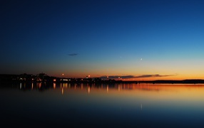 Ночь над озером