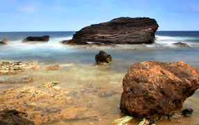 Камни над водой