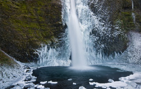 Froze waterfalls
