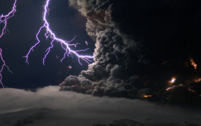 Вулкан Пепел Молния