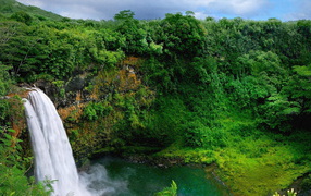 Водопад на речке