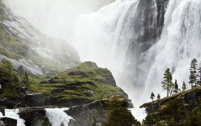 Большой водопад
