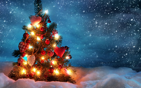 Украшенная елка