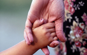 Рука малыша