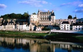 Старинный замок во франции