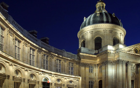 Институт Париж