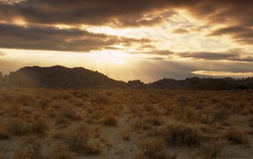 Алабамские Холмы в восходе солнца / Калифорния / США