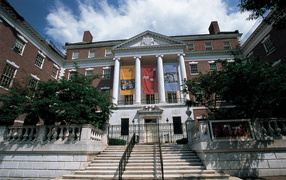 Фасад здания /Нью-Йорк / США