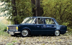 Автомобиль Лада 2101