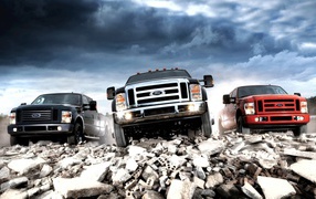 Ford F450 in the work of