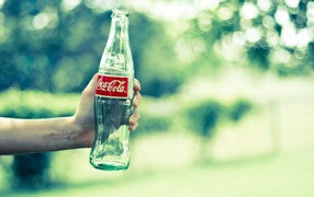 Бутылка от Coca Cola