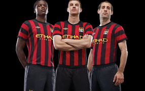 Manchester city in puma clothes
