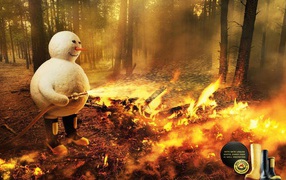 Снеговик тушит пожар