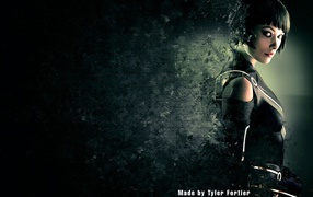 Фантастическая девушка в черном