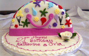 Красивый торт ко дню рождения