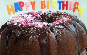Шоколадный торт ко дню рождения