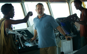 Капитан Филлипс в рубке корабля