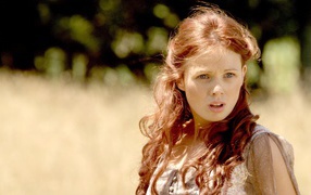 Удивленная девушка