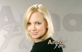 Анна Фэрис