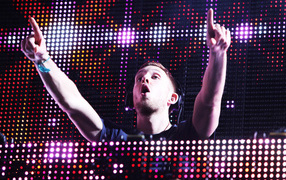 Calvin Harris выступает