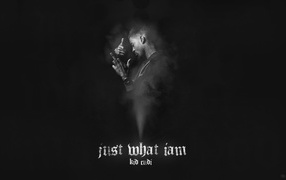 Kid Cudi на черном фоне