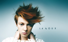 La Roux потрясающая певица