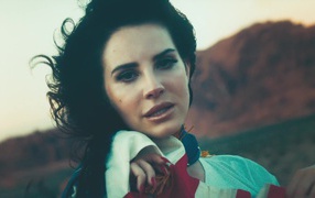 Lana Del Rey на ветру
