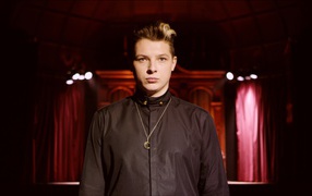 Исполнитель John Newman