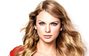 Taylor Swift большие голубые глаза