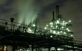 Трубы и огни фабрики