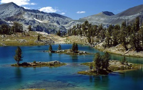 Горное озеро в Орегоне