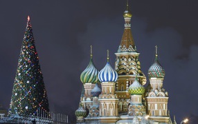 Christmas tree in 2014 in Moscow