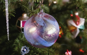 Пушистая елка на Новый Год 2014