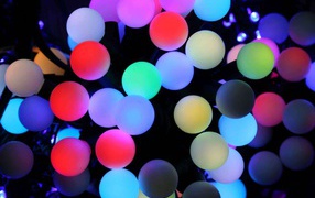 Гирлянда из шаров