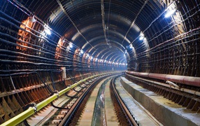 Внутри московского метро