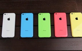 Телефоны Apple iPhone 5c