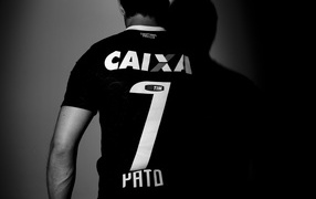 Corinthians Alexandre Pato in black