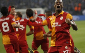 Galatasaray Didier Drogba and his team