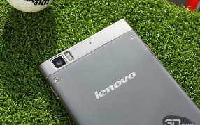 Lenovo K900 mobile
