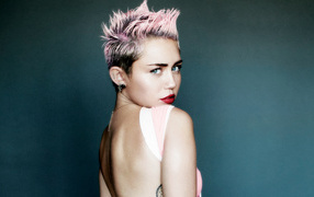 Miley Cyrus, photoshoot for V magazine