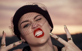 Майли Сайрус новое фото 2013