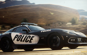 Need for Speed Rivals: police car on highway